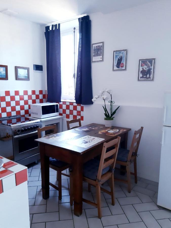 فيلا In Piazzetta - تْشيرنوبيو المظهر الخارجي الصورة